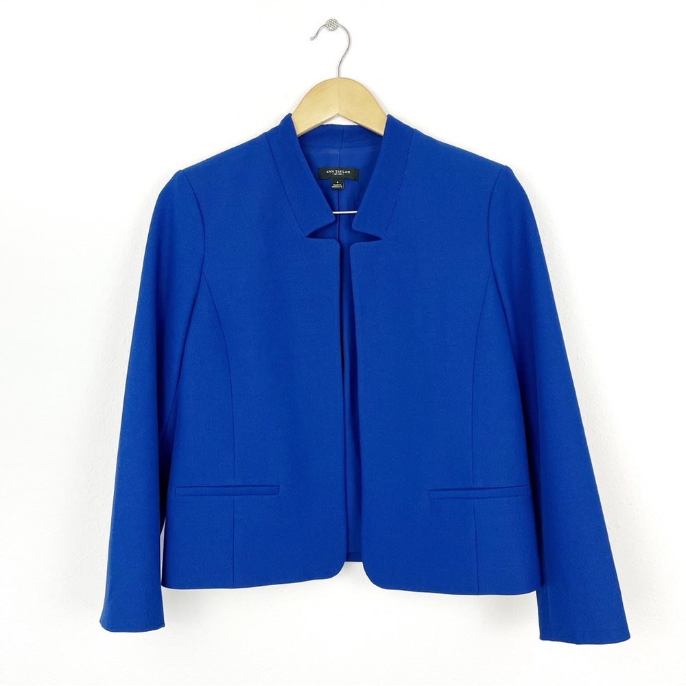 Ann Taylor Royal Blue Blazer High Hip Length Princess Seam Size 4